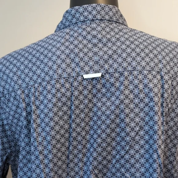 Merrell Blue Patterned Button-Up Shirt Short Sleeve - Picture 4 of 11